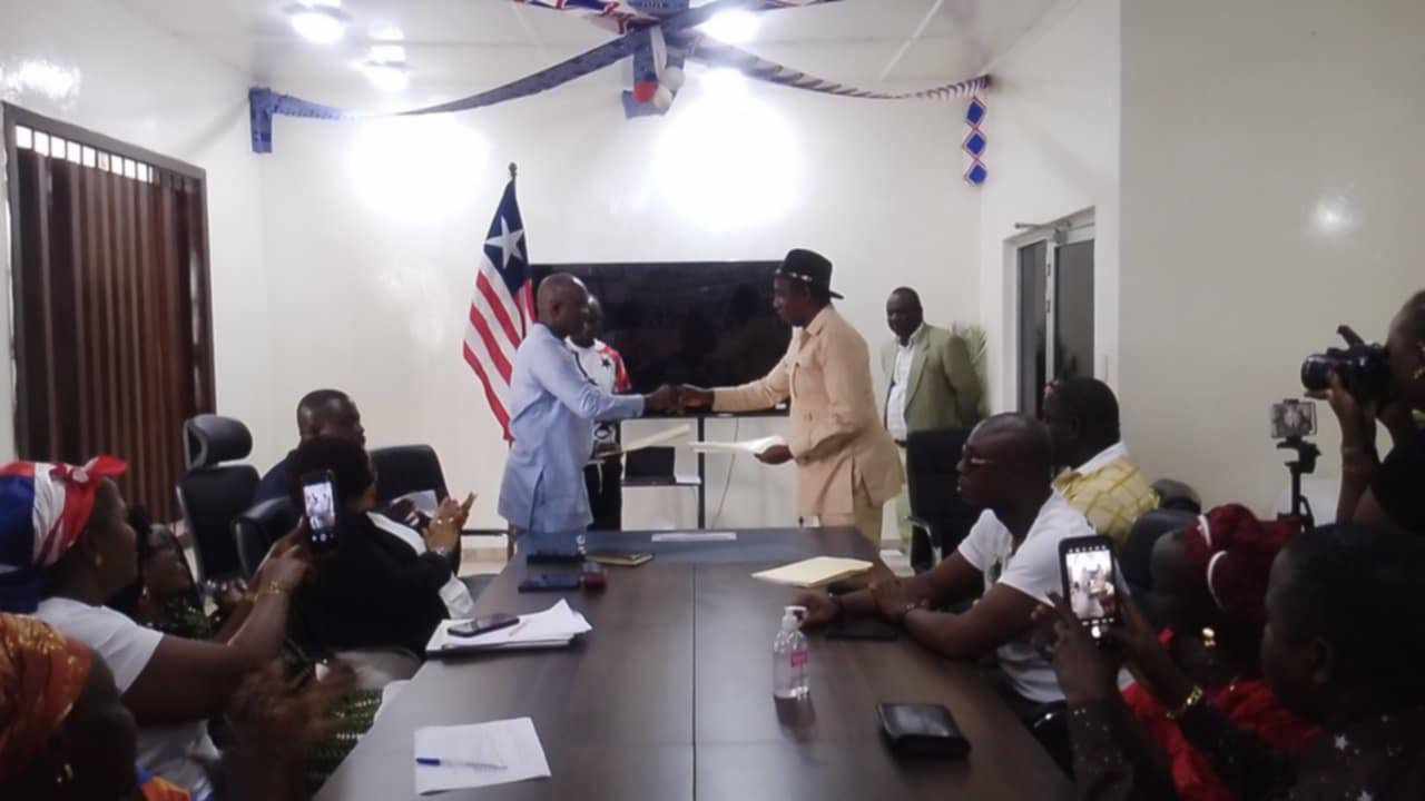 Community Watch Forum Executive Director Commits to Establishing Office of War and Economic Crimes Courts in Liberia‎