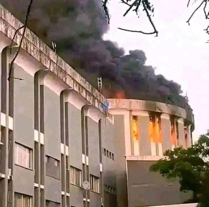 Supreme Court Halts Capitol Arson Proceedings Amid Jury Dispute