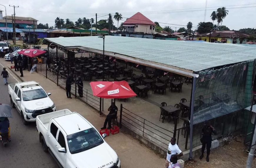 Police Surround Private Bar Over $317M Cocaine Link