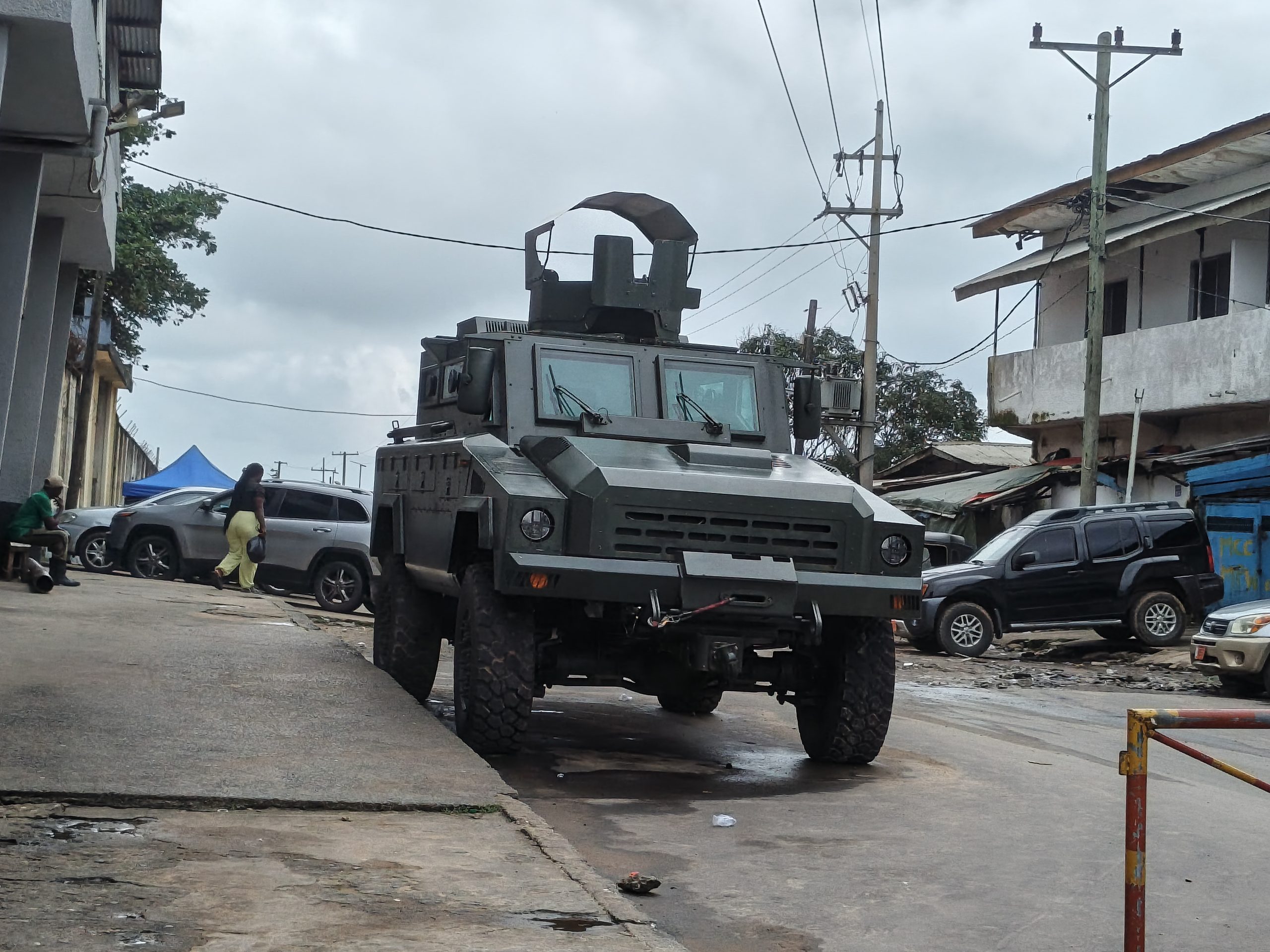 ‎“Armored Vehicle for a Political Prisoner, But Diplomacy for Our Borders?” Sen. Chea Slams AFL Deployment at Prison Holding Ex-VP Taylor